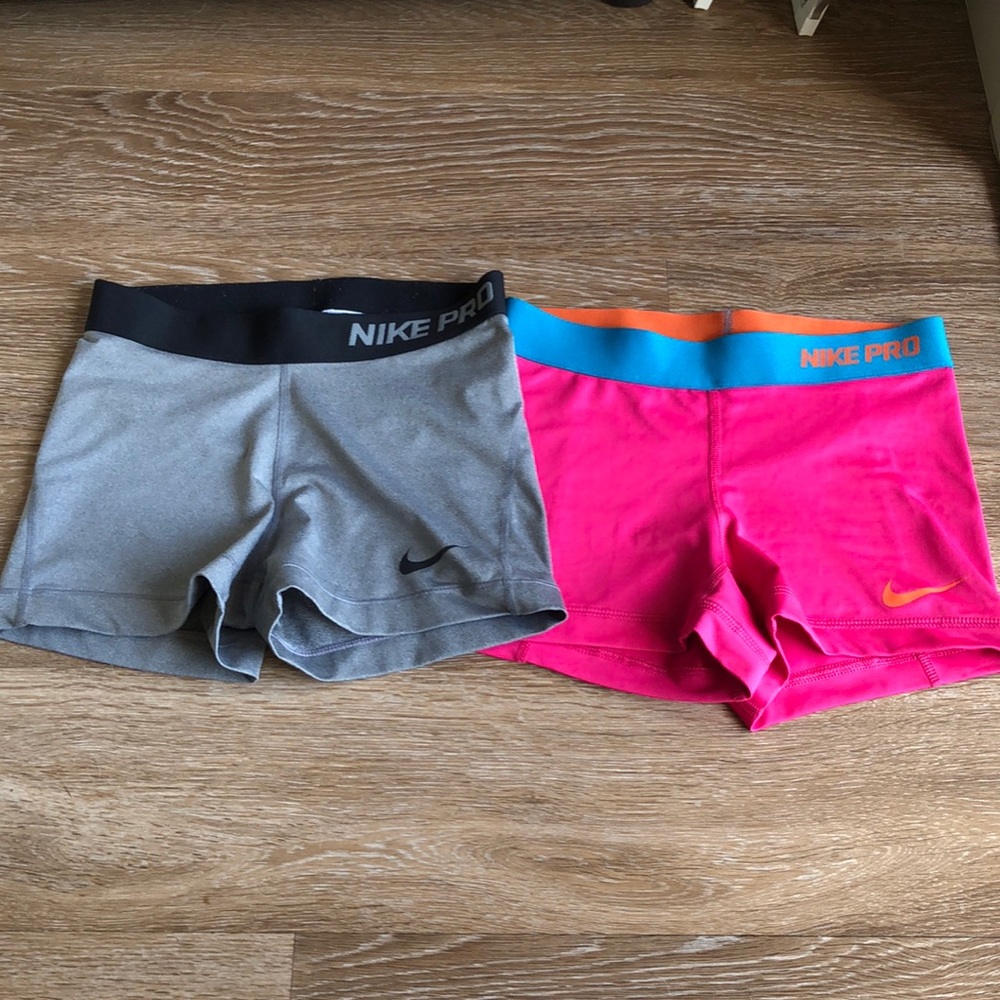 Nike pro shorts set of 2